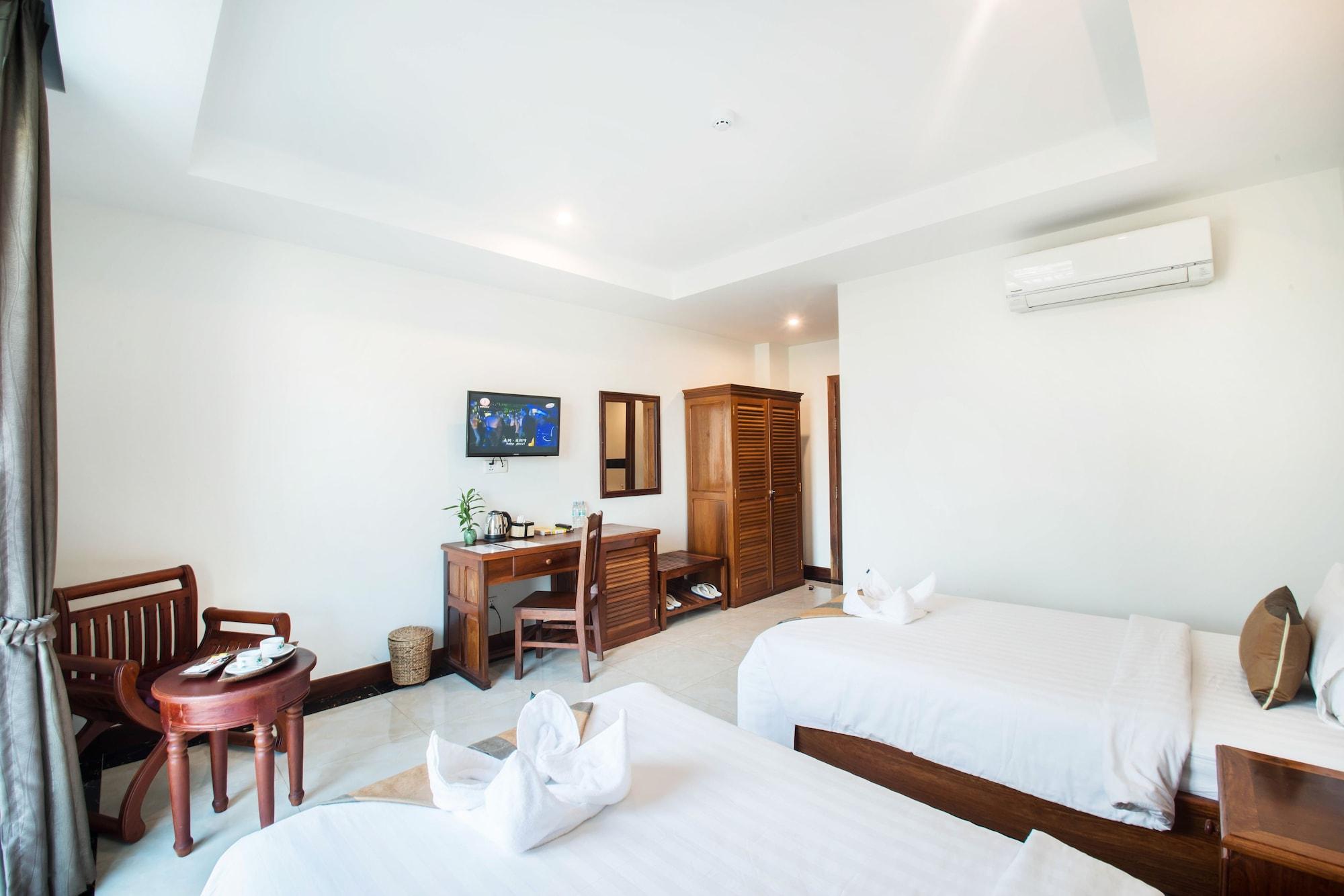 Relax Hotel Phnom Penh Exterior foto