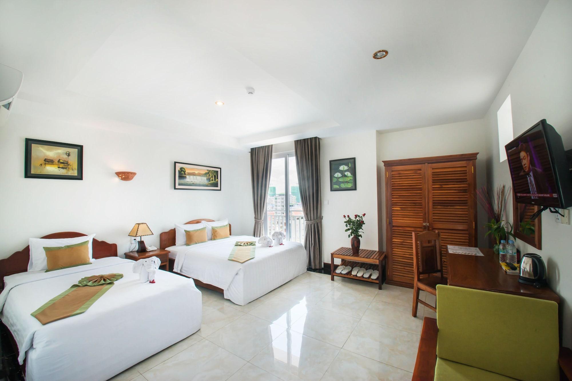 Relax Hotel Phnom Penh Exterior foto