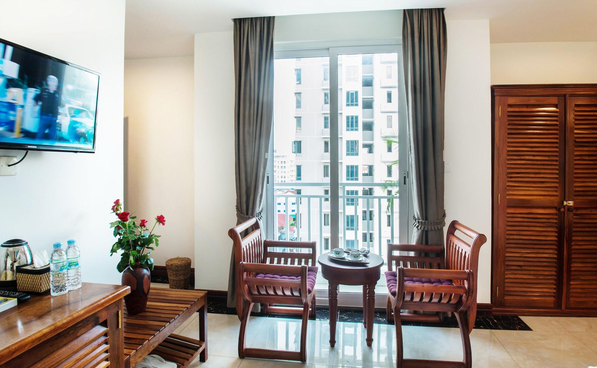 Relax Hotel Phnom Penh Exterior foto