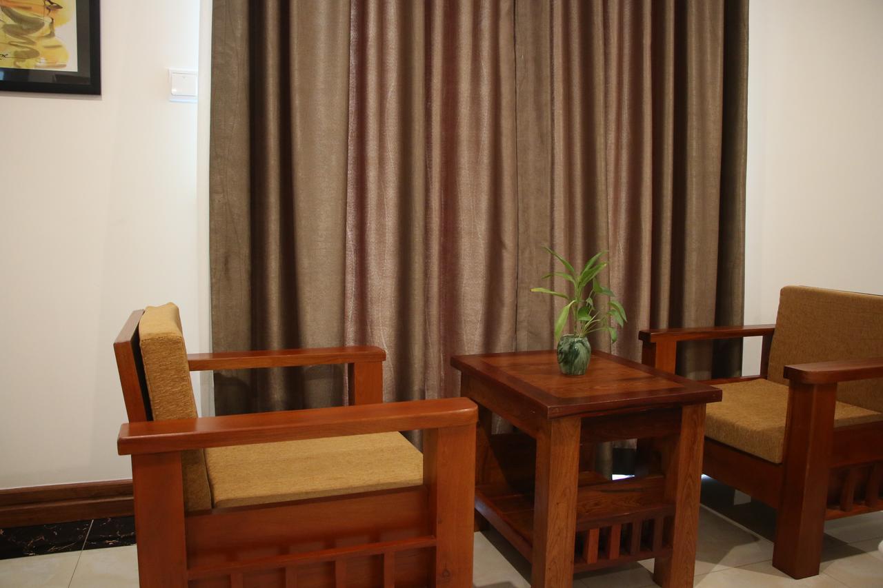 Relax Hotel Phnom Penh Exterior foto