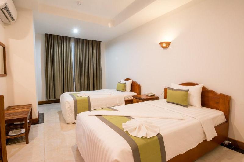 Relax Hotel Phnom Penh Exterior foto