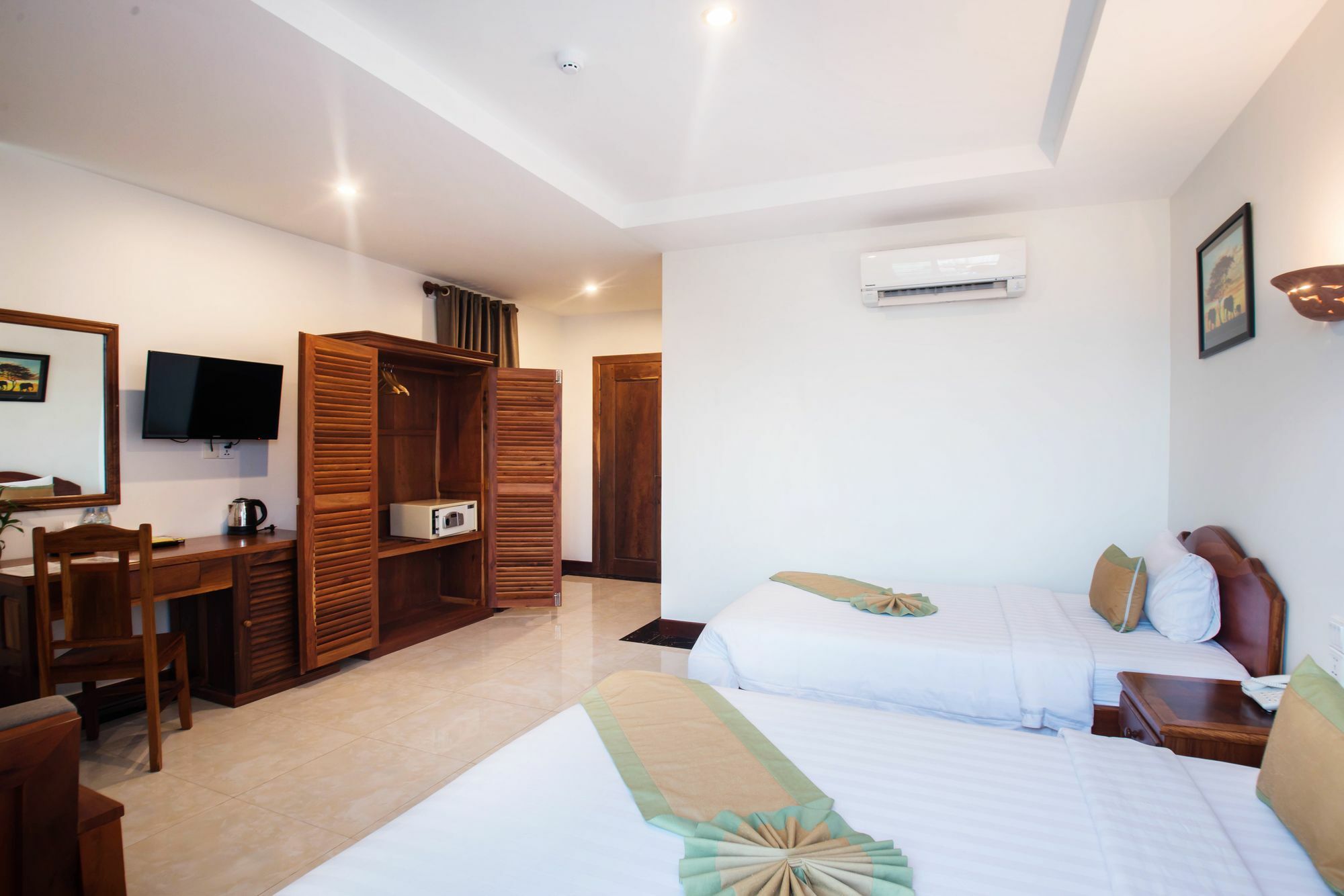 Relax Hotel Phnom Penh Exterior foto