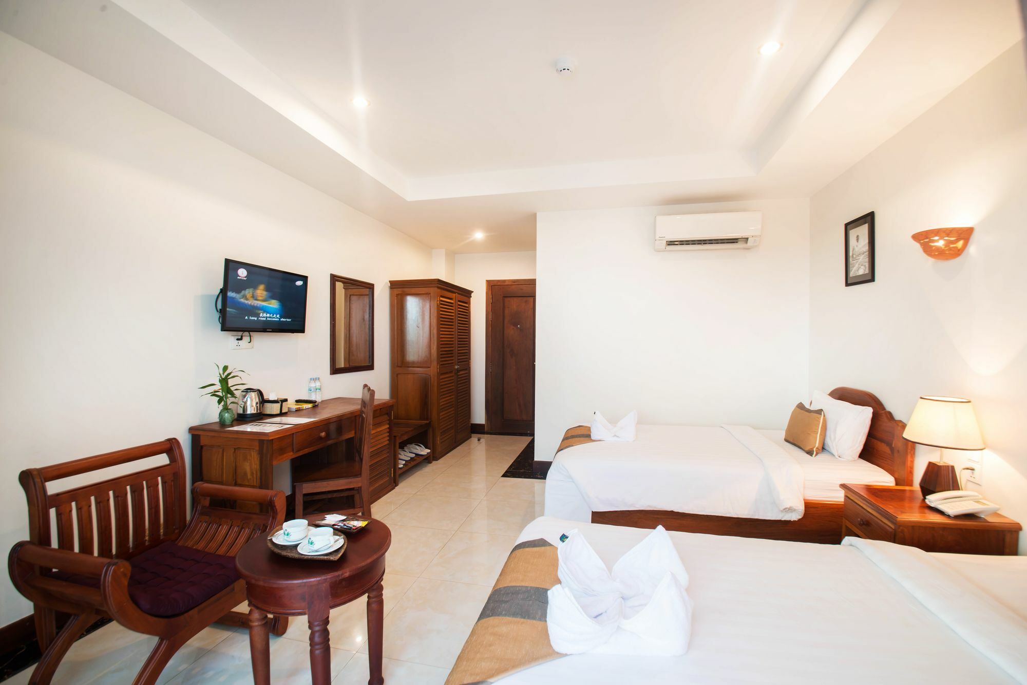 Relax Hotel Phnom Penh Exterior foto